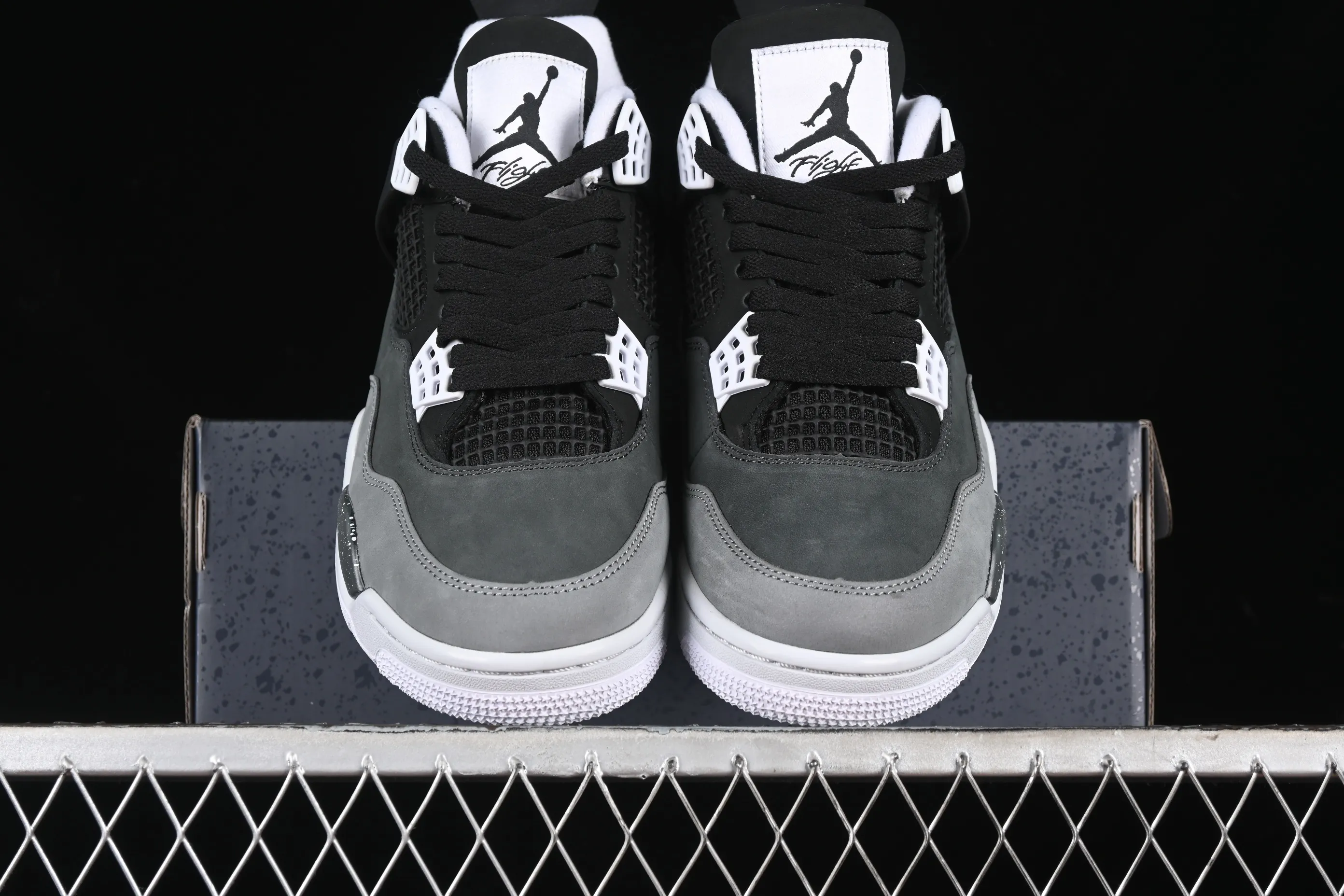 All categories Air Jordan Jordan series basketball shoes Air Jordan 4 LW version Air Jordan 4 "Fear" AJ4 Joe 4 fear suit replica basketball shoes FQ8138-002